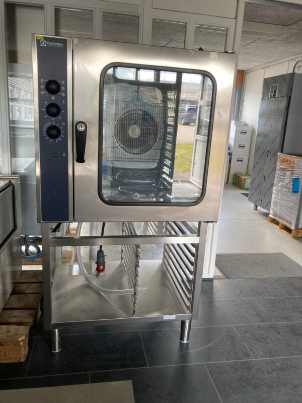 Konvektionsovn, 10x1/1GN,  Electrolux, inkl. understel og indstik, 2014 (V617) - Image 2